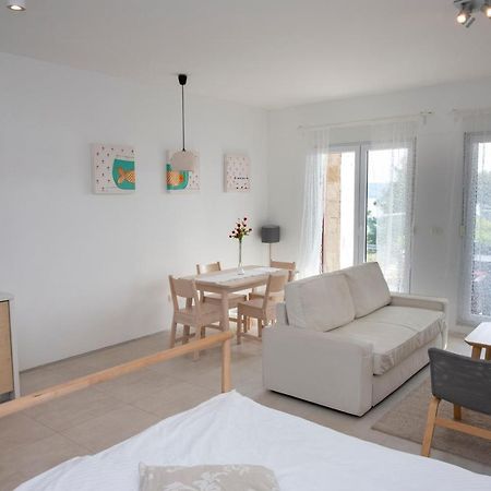 Luxury Apartments Jolara Mimice Eksteriør bilde